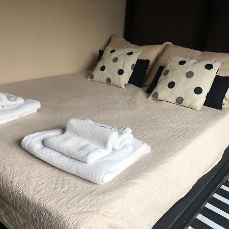 Limay Bed&Breakfast Neuquén Rom bilde
